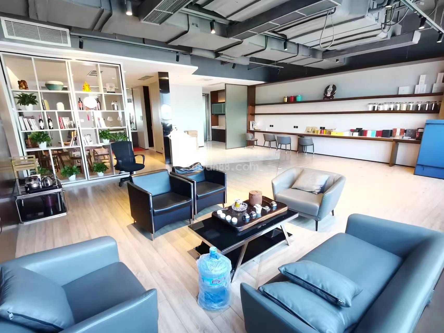 蘇州市工業(yè)園區(qū)旺墩道135金融中心精裝甲方直招